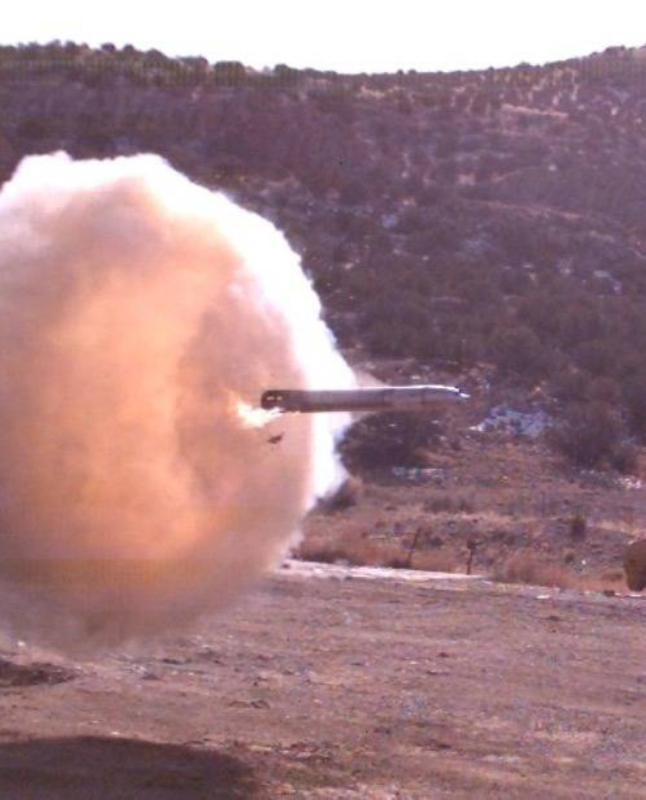 مهمات هدایت&zwnj;شونده دقیق دوربرد Sceptre در حال آزمایش شلیک. شرکت آمریکایی Tiberius Aerospace این مهمات پیشرفته را به نیروی زمینی دفاع شخصی ژاپن (GSDF) پیشنهاد کرده است. | Tiberius Aerospac