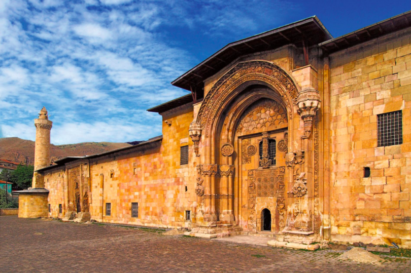 دوران طلایی طب در خاورمیانه - بیمارستان در خاورمیانه ی طلایی 