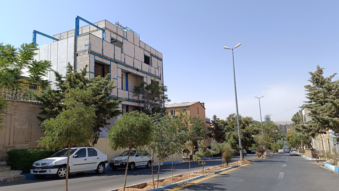 ساخت و ساز  در بافت رشدیه