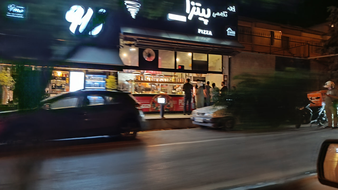 حذف فاضای سبز از پیاده  و قطع درختان